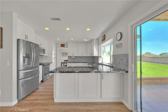937 Brandywine, Corona, CA 92880