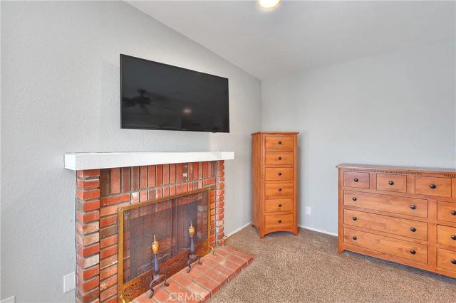 937 Brandywine, Corona, CA 92880