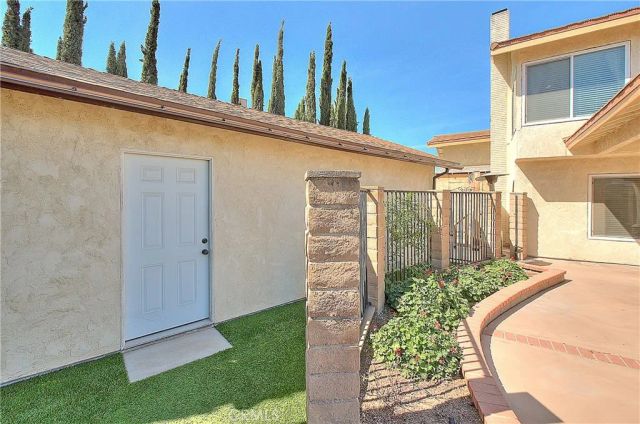 937 Brandywine, Corona, CA 92880