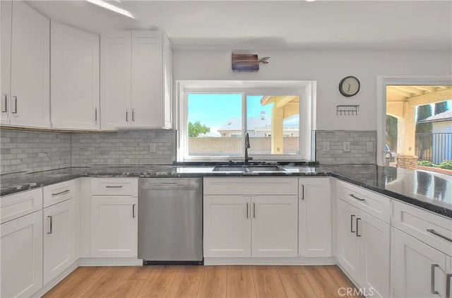937 Brandywine, Corona, CA 92880