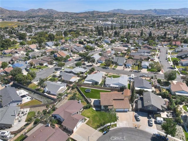 937 Brandywine, Corona, CA 92880