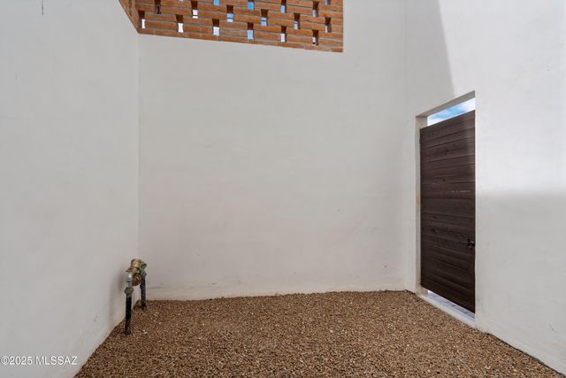 32 W 18th Street, Tucson, AZ 85701