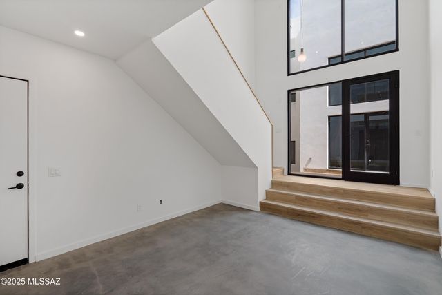 32 W 18th Street, Tucson, AZ 85701