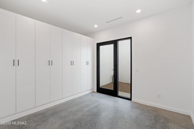 32 W 18th Street, Tucson, AZ 85701