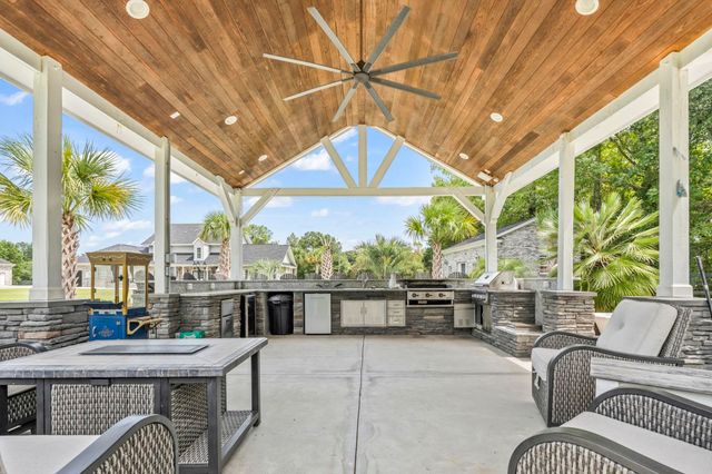 6125 R C Sarvis Ln., Myrtle Beach, SC 29588