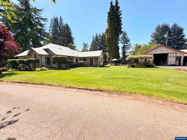 316 Blossom Ln NW, Albany, OR 97321