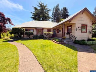 316 Blossom Ln NW, Albany, OR 97321