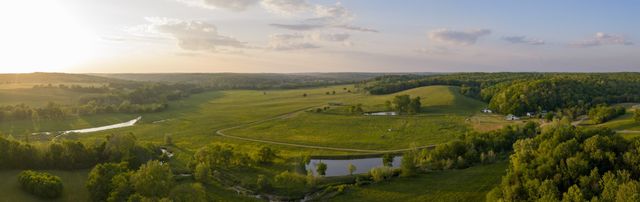 6415 Pinewood Rd, Nunnelly, TN 37137