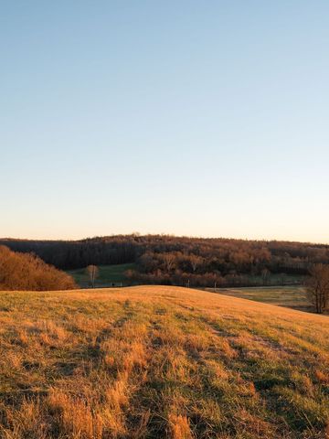 6415 Pinewood Rd, Nunnelly, TN 37137