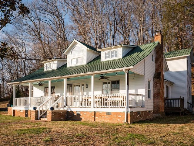 6415 Pinewood Rd, Nunnelly, TN 37137