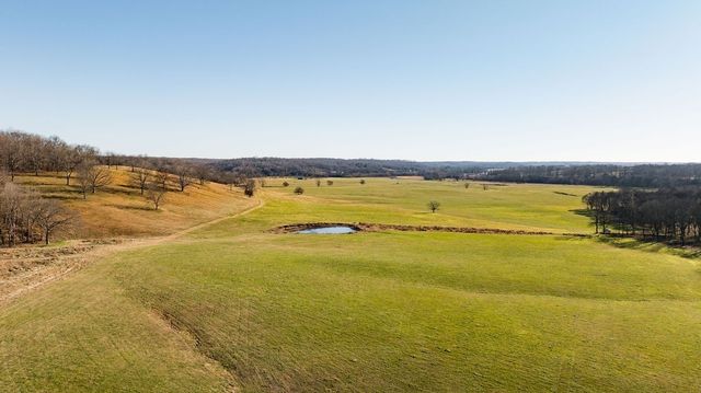 6415 Pinewood Rd, Nunnelly, TN 37137