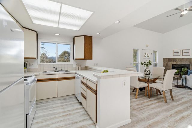 740 Loma Prieta Drive, Aptos, CA 95003