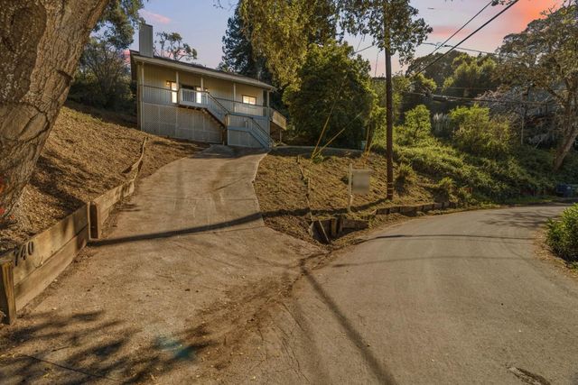 740 Loma Prieta Drive, Aptos, CA 95003