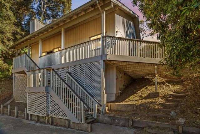 740 Loma Prieta Drive, Aptos, CA 95003