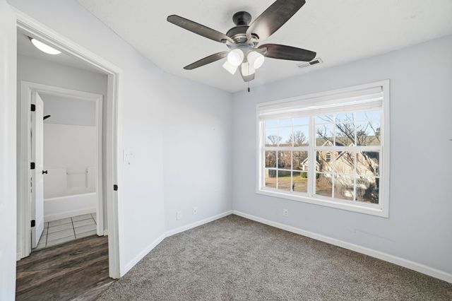 1391 Constitution Dr, Clarksville, TN 37042