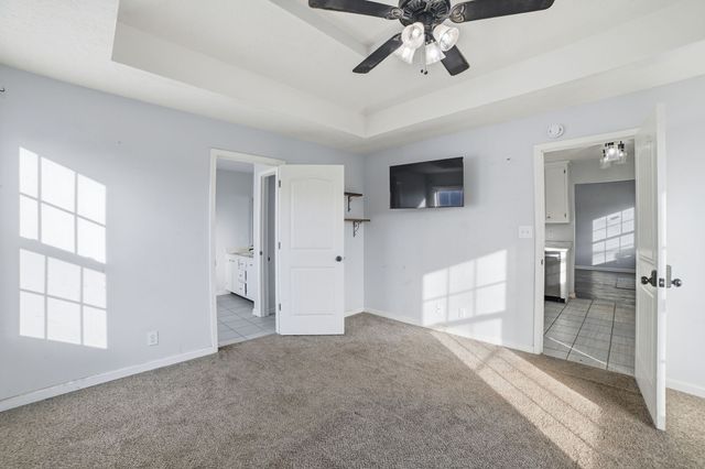 1391 Constitution Dr, Clarksville, TN 37042