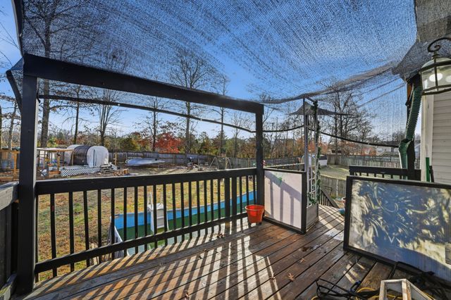 1391 Constitution Dr, Clarksville, TN 37042