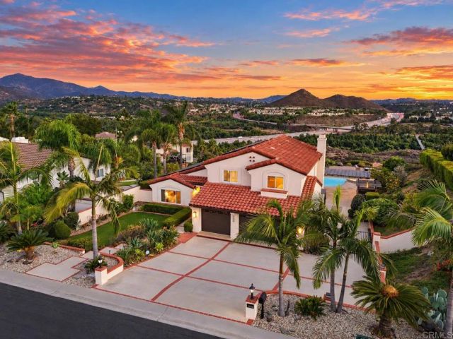 3558 Avenida Amorosa, Escondido, CA 92029