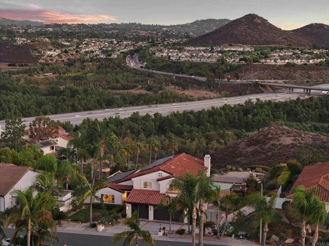 3558 Avenida Amorosa, Escondido, CA 92029