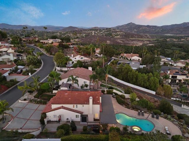 3558 Avenida Amorosa, Escondido, CA 92029
