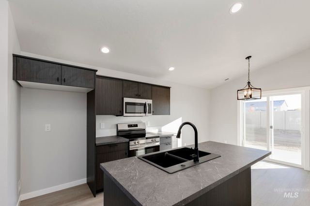 3771 W Maypearl St, Meridian, ID 83642