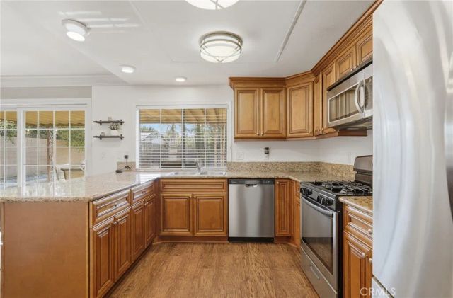 2533 N Glenwood, Rialto, CA 92377