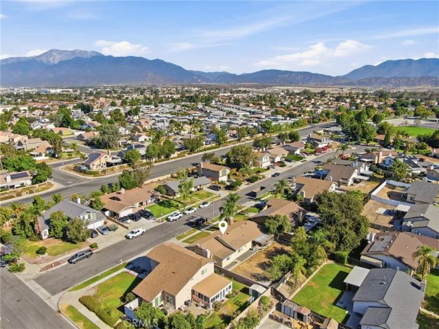2533 N Glenwood, Rialto, CA 92377