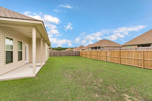 1609 Rangeland Ave, Zachary, LA 70791