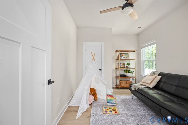 1961 Enon Station Dr, Chester, VA 23836