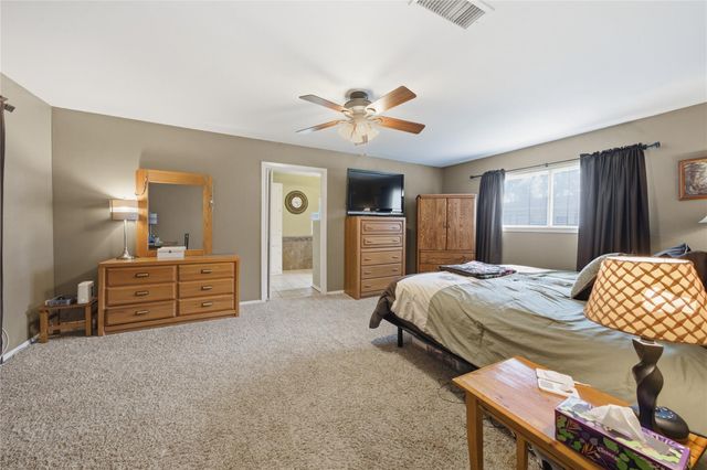 803 Stephen Court Court, Friendswood, TX 77546