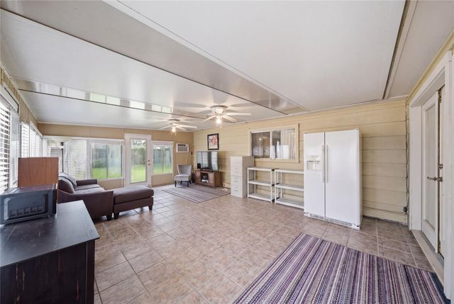 803 Stephen Court Court, Friendswood, TX 77546