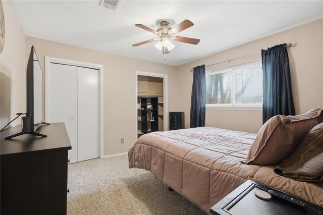 803 Stephen Court Court, Friendswood, TX 77546