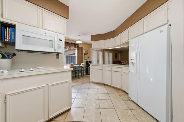 803 Stephen Court Court, Friendswood, TX 77546