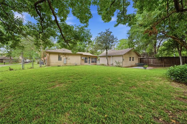 803 Stephen Court Court, Friendswood, TX 77546