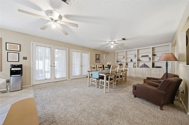 803 Stephen Court Court, Friendswood, TX 77546