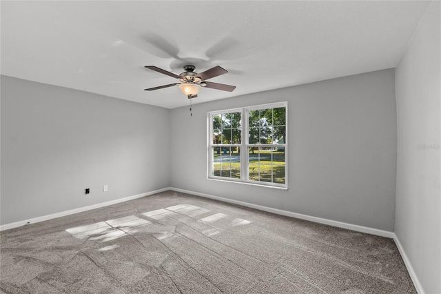 8136 HONEYBEE LANE, Tampa, FL 33635
