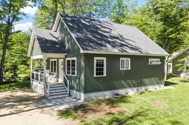 33 Blue Boar Lane, Canterbury, NH 03224