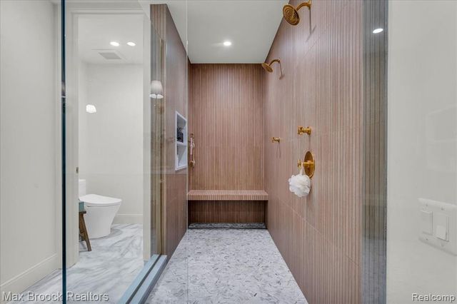 2051 Villa Road 302, Birmingham, MI 48009