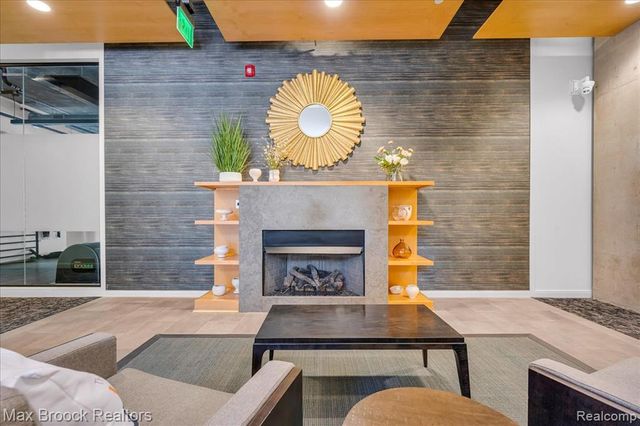 2051 Villa Road 302, Birmingham, MI 48009