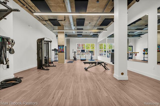 2051 Villa Road 302, Birmingham, MI 48009