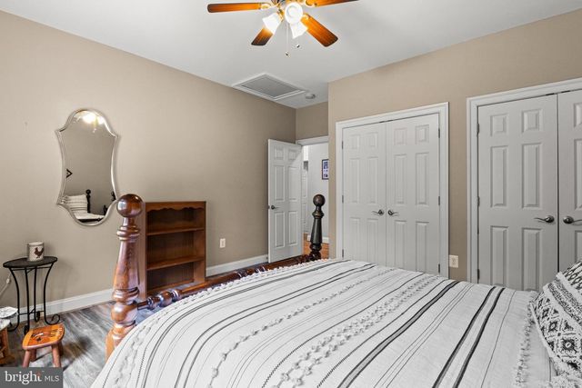 7312 OAK LN, Marshall, VA 20115