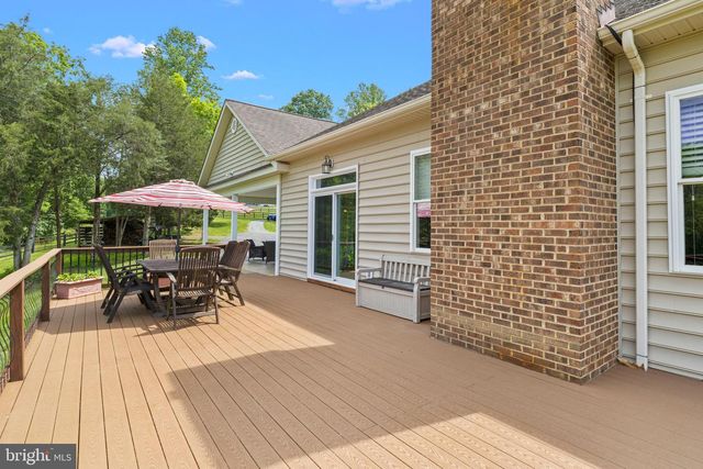 7312 OAK LN, Marshall, VA 20115