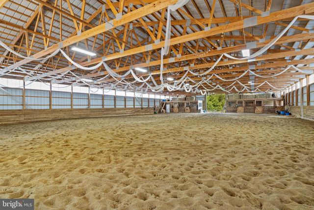 7312 OAK LN, Marshall, VA 20115