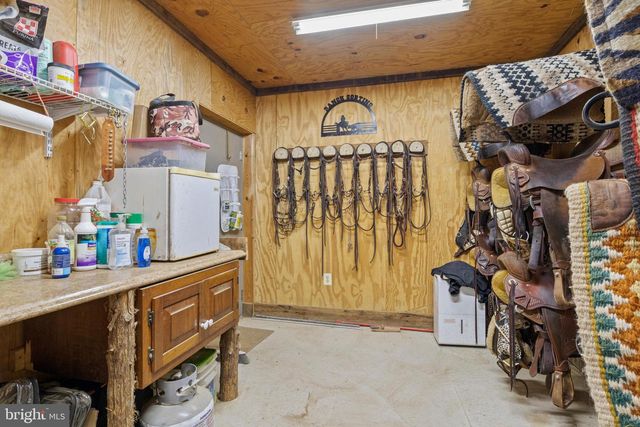 7312 OAK LN, Marshall, VA 20115