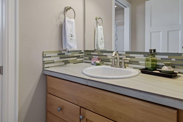 61416 SE Lana Way, Bend, OR 97702