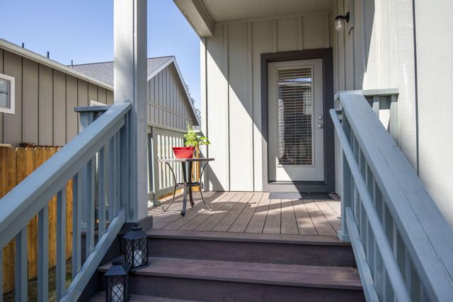 61416 SE Lana Way, Bend, OR 97702