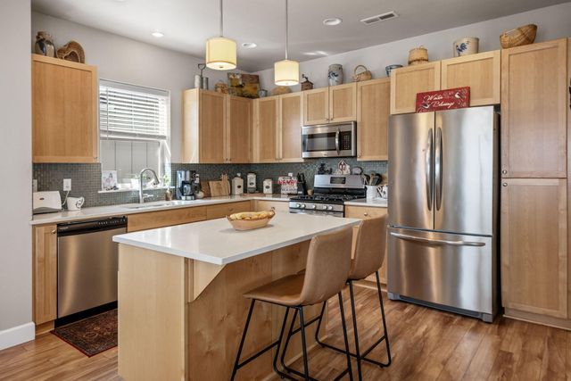 61416 SE Lana Way, Bend, OR 97702