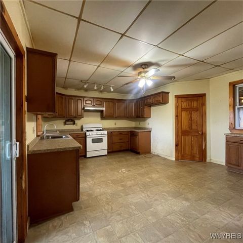 14013 West County House Rd., Albion, NY 14411