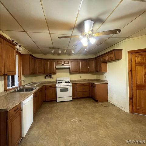 14013 West County House Rd., Albion, NY 14411