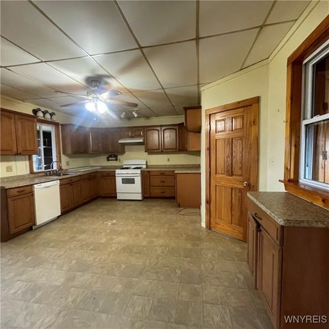14013 West County House Rd., Albion, NY 14411